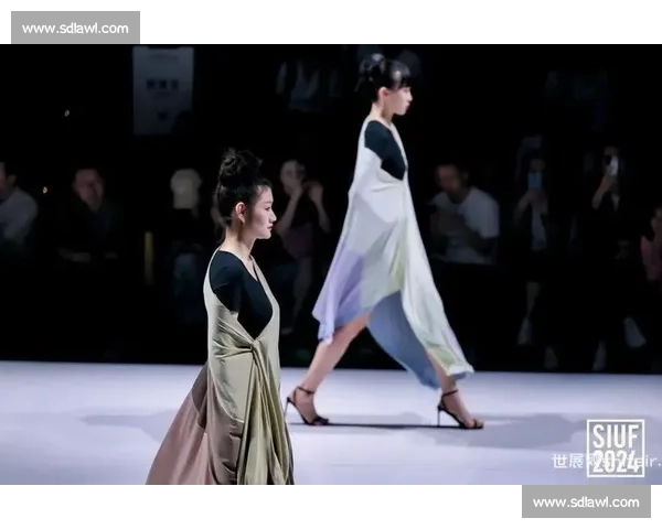 中国内衣大赛盛况:探索时尚与功能完美融合的未来趋势